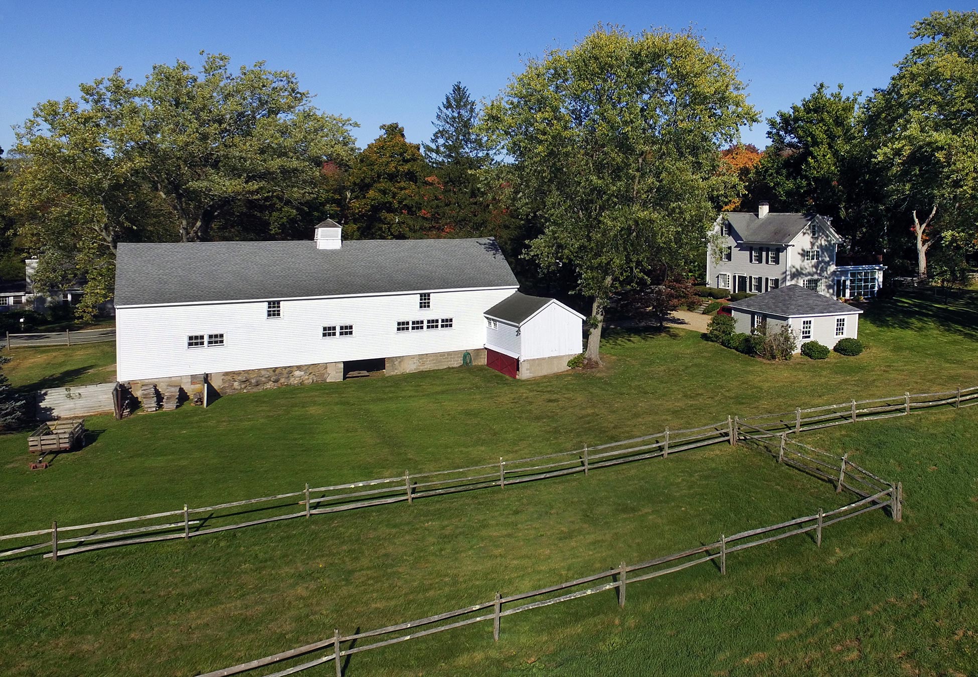 Lakeman's Lane Farm Barn & Residence